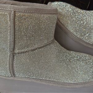 Madden Girl Sparkling Silver Winter Boots